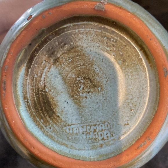 Vintage studio art pottery candleholder - Picture 5 of 7